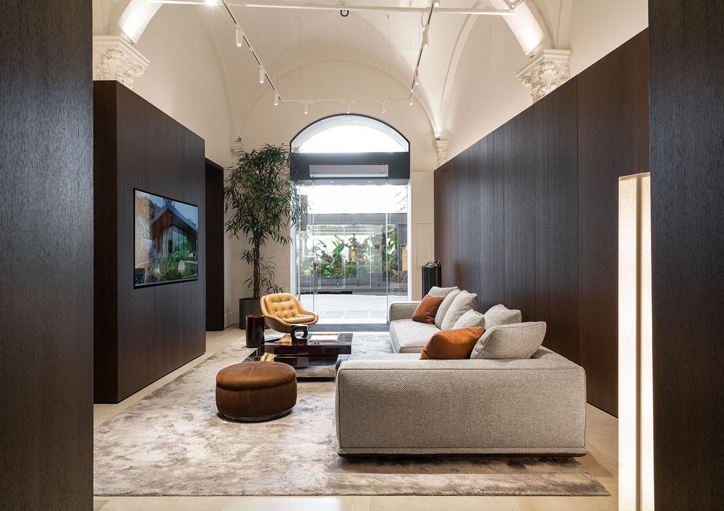 Minotti Firenze by Belvedere