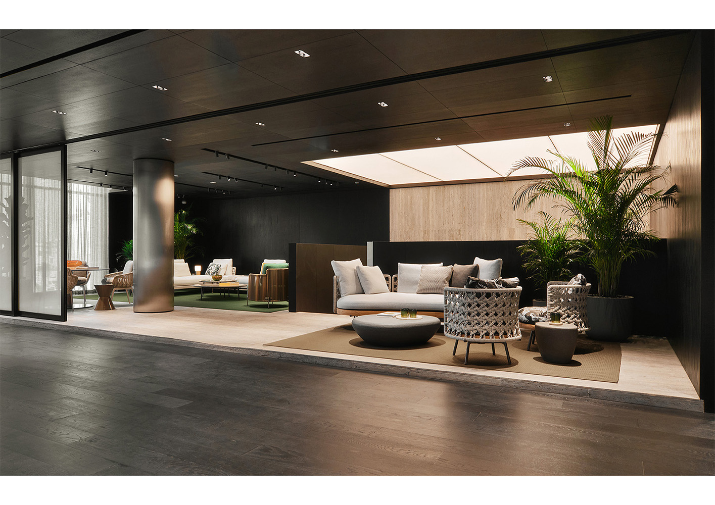 Minotti Dubai by Al Tayer Insignia